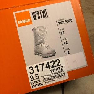 Women’s snow boots